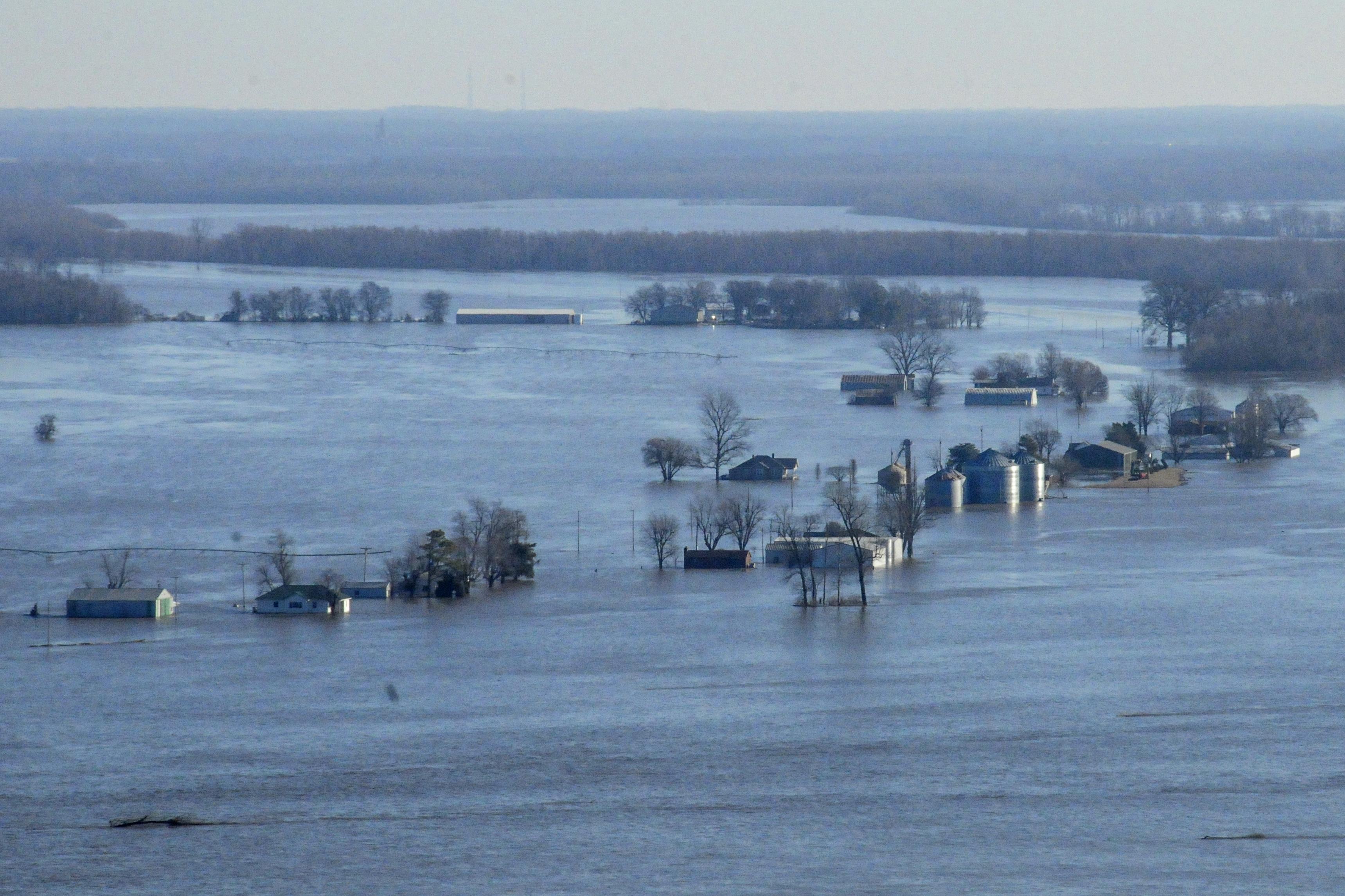 Helping Hands with the Mississippi River Floods The Moderate Voice