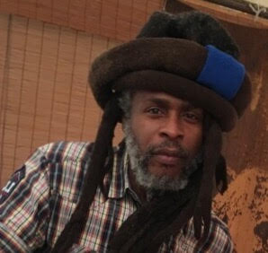 David Hinds, lead guitarist and vocalist of Steel Pulse backstage the day before he rocked the house at the 7th Annual Reggae on the Mountain | Courtesy of Stephen A. Cooper