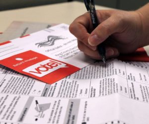 Trump pledges unconstitutional ban on mail-in ballots after Putin visit