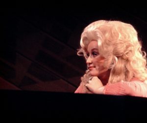 Dolly Parton took control of her career by making men the butt of the joke